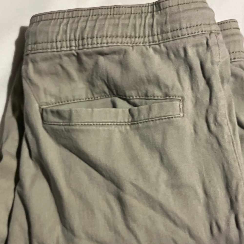 Men’s Khakis light tan Pants